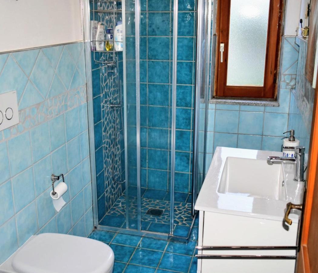 Iss Travel, Sea View Apartment Il Corbezzolo - Ground Floor With Air-Condition سان تيودورو المظهر الخارجي الصورة