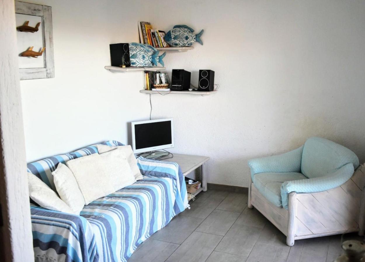 Iss Travel, Sea View Apartment Il Corbezzolo - Ground Floor With Air-Condition سان تيودورو المظهر الخارجي الصورة
